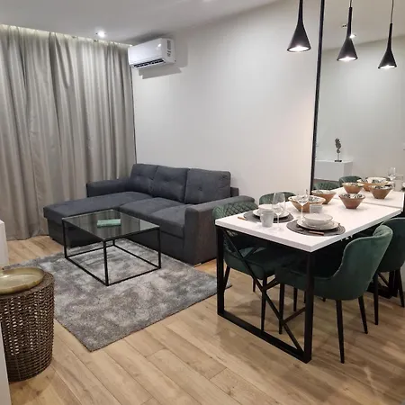 Apartman Emilia Romana Boutique - Quiet Modern Luxury Sunny