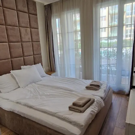Emilia Romana Boutique - Quiet Modern Luxury Sunny Apartman