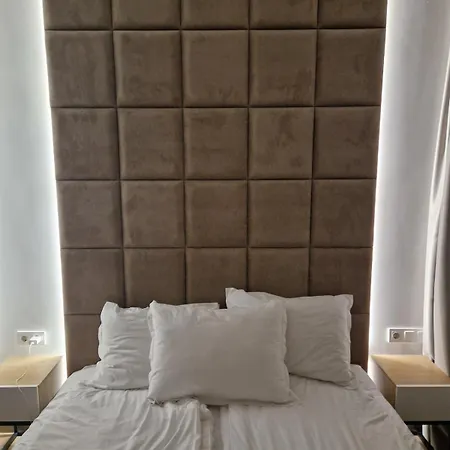 Apartman Emilia Romana Boutique - Quiet Modern Luxury Sunny *